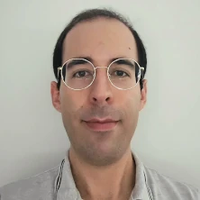 Luis Alejandro Moll dos Santos