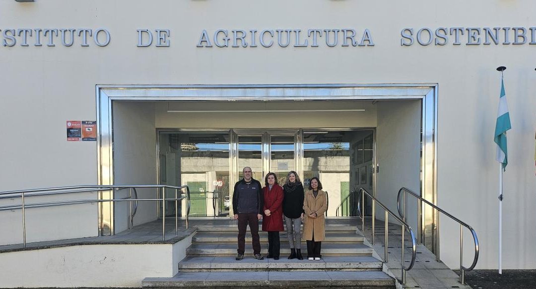 Alejandra Yáñez, investigadora de la Universidad Católica de Maule (Chile) visita el IAS-CSIC